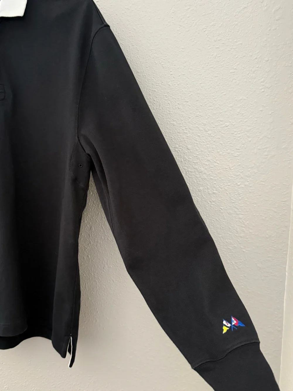 J.Crew Men’s Rugby Shirt Black White Regatta Flags Long Sleeve Size S
